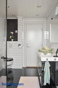 Sandefjord 1 bedroom kitchen and bathroom - Non smoking - Image 5