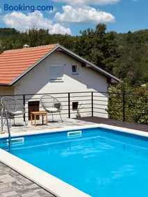 Villa Jaram Private Pool & BBQ Escape - Image 2