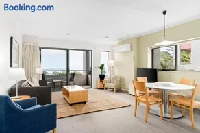 Lorne Ocean Views - Image 1