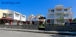 St. Stefan Villas & Hotel - Image 2