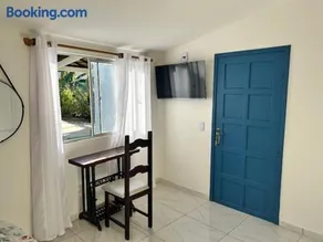 Quarto em condominio Ponta da Fruta - Image 2