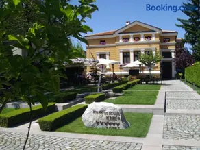 Kokoshkovata Boutique House - Image 1