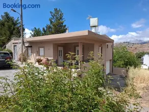 Karofillos homes-Oropedio - Image 1