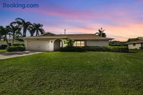 Private Pool North Naples Home Near Beach - Image 4