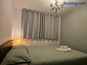 Rosag Guest House Rainham - Image 4