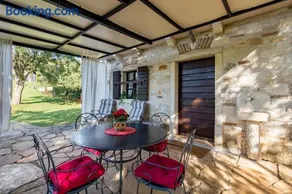 Sun Garden Premium Apartments - Image 1