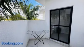 Refúgio Elegante com Piscina - Image 3