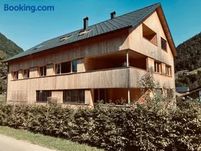 hus56 - Image 1