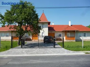 Nagybajcsi Körtefa Vendégház - Image 3