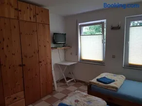 Gästezimmer auf dem Campingplatz Konz - Image 1