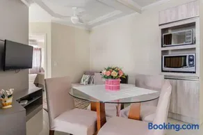 Self Check-in Wi-fi , 2 Garagens, Home-Officce, Ar Quente e Frio - Image 3