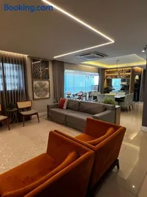 Apartamento de ALTO PADRÃO UMARIZAL, 3 suítes, 8 pessoas - Image 1