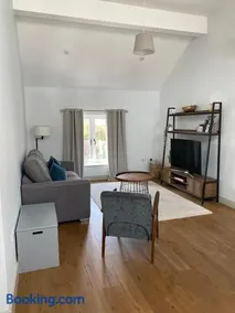 19a Brooks Road - Image 3