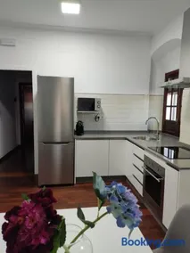 Apartamentos BARBAS - Image 1