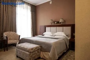 AllureInn Hotel and Spa - Image 3