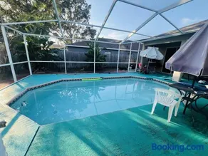 Room in a home in Citrus park and Carolwood with Private Pool, close to the airport - Image 2