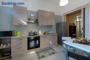 Il Giardino di Tonia - Oplontis Guest House - Bed & Garden - - Image 2