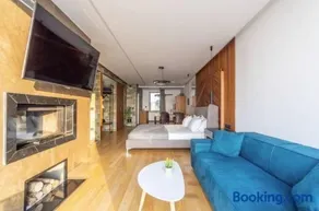 Romantic Jacuzzi Apartment by the Sea,Cape Rodon - Image 4