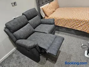 Double En Suite Room Newcastle Upon Tyne - Image 4