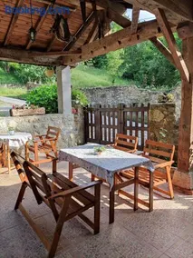 Apartamentos Rurales La Caviana - Image 2
