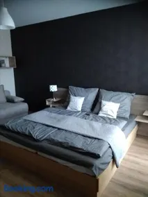 KarosPool Apartman - Image 1