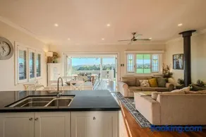 Hinterland Haven Views Pool Near Byron - Image 3