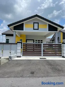 BUNGALOW homestay JASIN PERDANA - Image 1