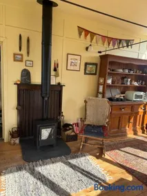 Birkenshaw - Beautiful Shepherd’s Hut in the Highlands. - Image 4
