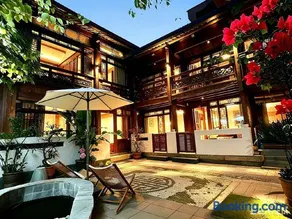 Yuanxiang Garden Boutique Inn - Ancient City Center 原乡文苑客栈 - Image 1