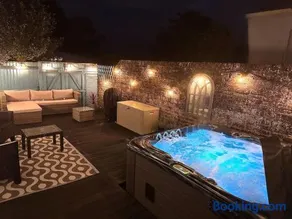 Luxury Cottage with Hot Tub near Pevensey Castle - Image 1