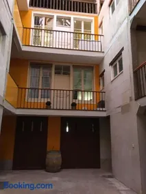 Grands Gîtes de charme avec jardin, lieu calme et paisible en plein coeur d'Arbois, linge inclu, lits faits à l'arrivée et ménage en fin de séjour - Image 2