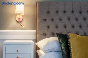 MyCityHaven Boutique Luxury in Bath City Centre - Image 3