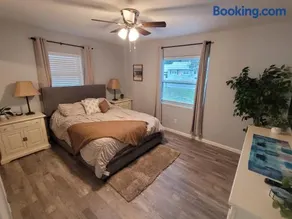 Cozy Cottage - Sleeps 8 - Close to Silver Springs & WEC - Image 2