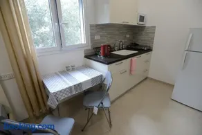 Olga Beach Apartment 28 - Image 2