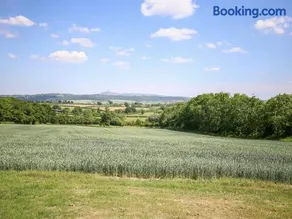 Finest Retreats - The Onibury - Image 2