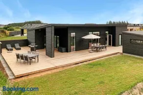 Beautiful Home In Løkken With 4 Bedrooms - Image 1