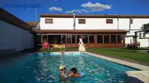 Albergue de Peregrinos Camino Real - Image 2