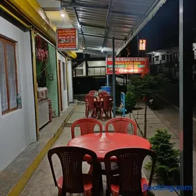 Pandit Ji Family Restaurant & Homestay - Image 2