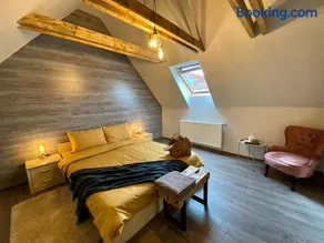 Rustic Comfort House - Image 2