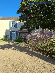 La Glycine, Maison au calme avec jardin, Fibre Wi-Fi, 20 min des plages, Parking privé - Image 4