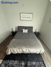 Beautiful modern 3 bed 2 bath - Image 4