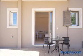 ALEXANDRA'S Residence - Image 2