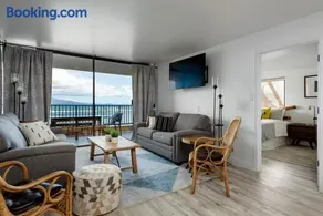 Luxury Remodeled Oceanfront Condo w/ Huge Views - Image 1