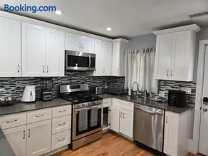 Brand New 2BR House 20Min Downtown Boston - Image 4