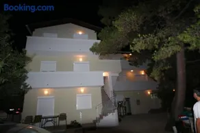 Novalja Inn 2 - Image 3