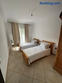 Residence avec piscine - Image 3