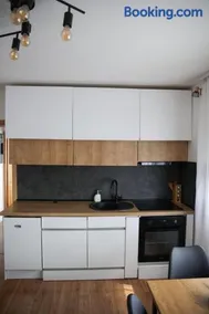 Roza Cozy Apartment - Image 4