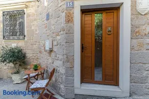 Villa Old Town - Image 1