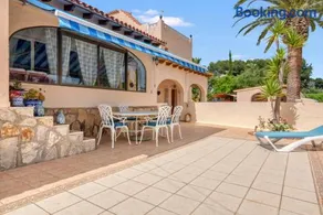 Voll ausgestattete wunderschöne Villa mit Garten, Grill und Terrasse | Stadtblick - Image 1