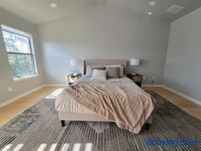 Renovated 4BR 6 Bed 3 and a half Bath Near DFW Airport - Image 2